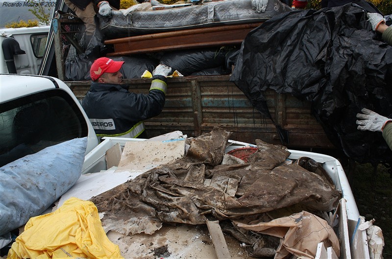 Operação "Rabagão" com 3.000kg de lixo